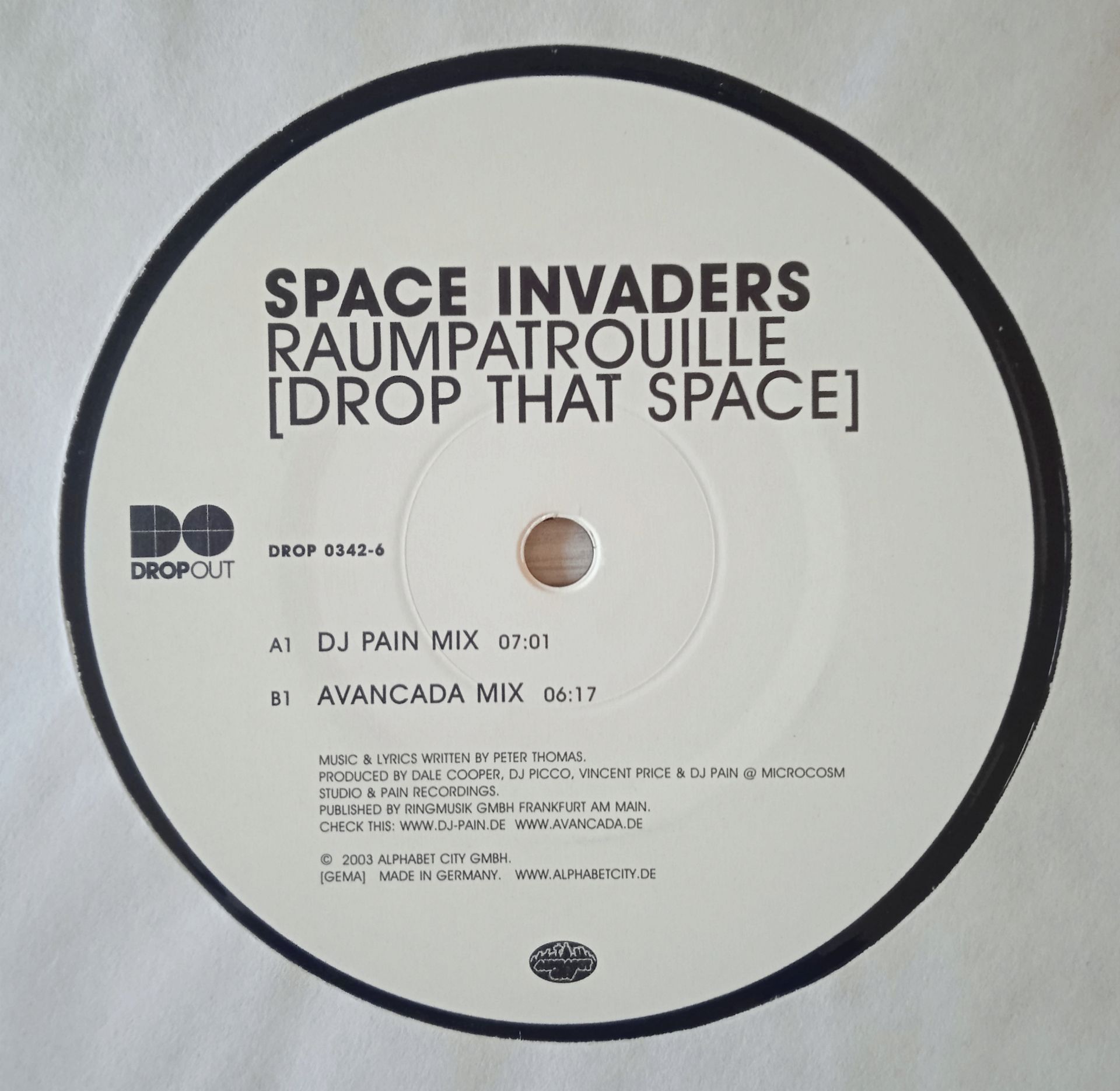 Space Invaders – Raumpatrouille (Drop That Space) (Vinyl,2003) - Image 4