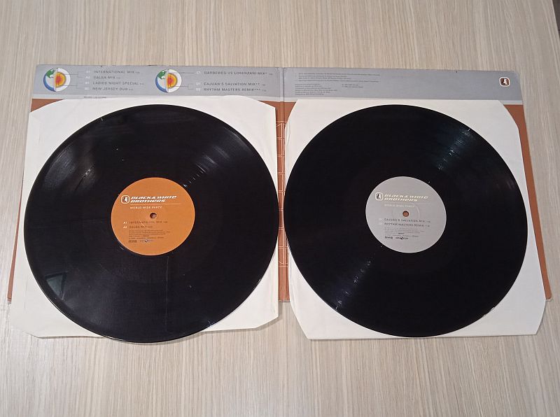 Black & White Brothers – World Wide Party (2×Vinyl,1999) - Image 3