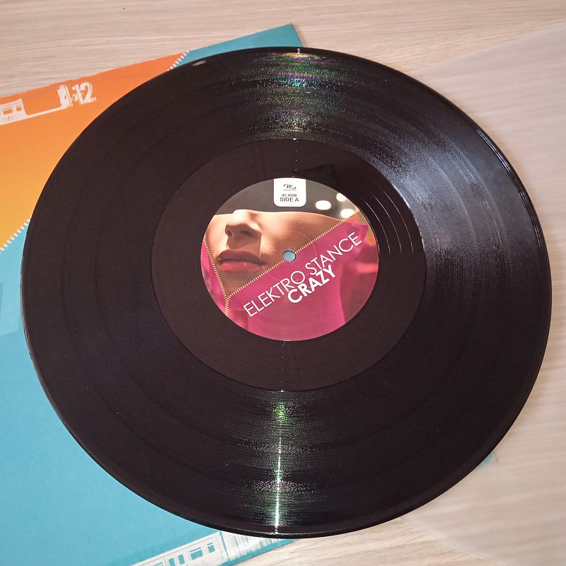 Elektro Stance – Crazy (Vinyl,2006) - Image 3