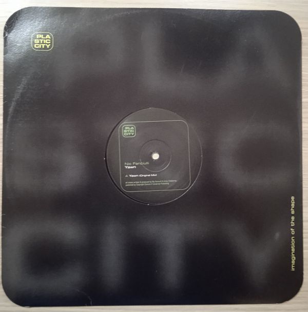 Nic Fanciulli – Yawn (Vinyl,2009)