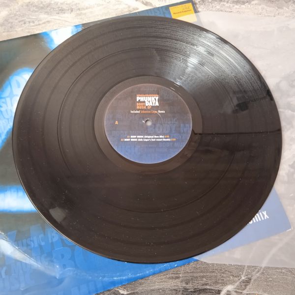 Phunky Data – Body Music (Vinyl,2000) - Image 2