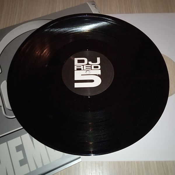 DJ Red 5 – Que Pasa / Rocking Affair (Vinyl,2000) - Image 2