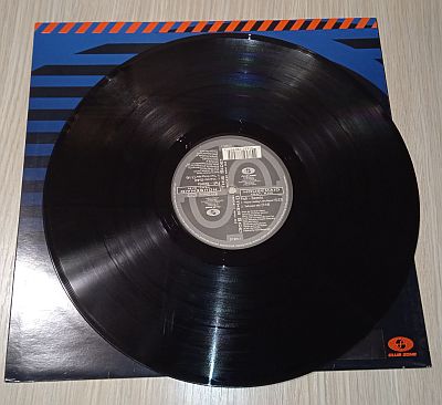 Housemaid Feat. Kim – Fish (Remix) (Vinyl,1995) - Image 2