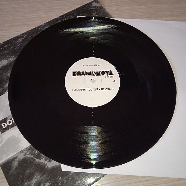 Kosmonova – Raumpatrouille (Remixes) (Vinyl,1997) - Image 2