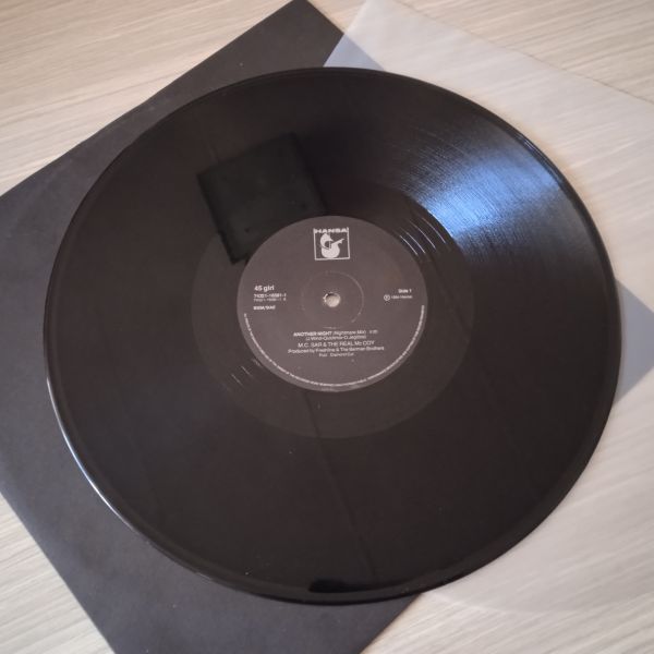 M.C. Sar & The Real McCoy – Another Night (Remix) (Vinyl,1993) - Image 2